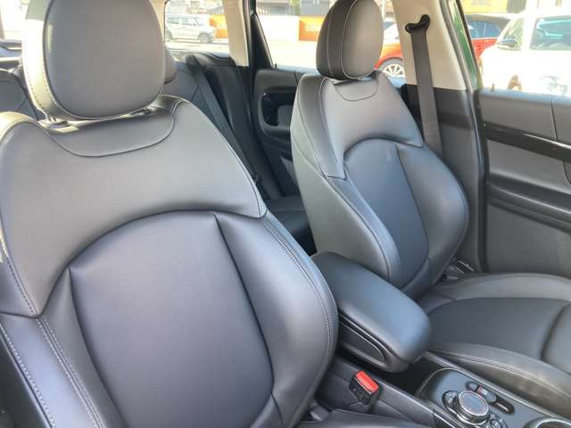 MINI Crossover 2