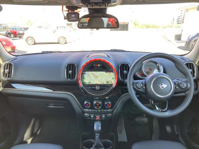 MINI Crossover 6