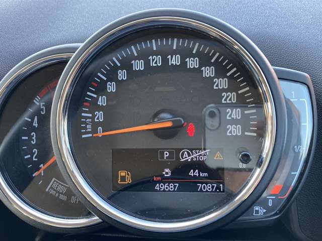MINI Crossover 7