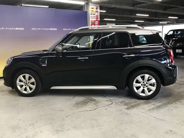 MINI Crossover 11