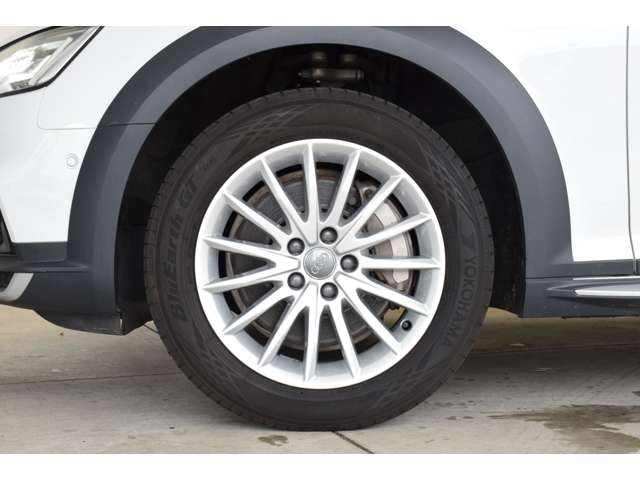 Audi A4 Allroad Quattro 12