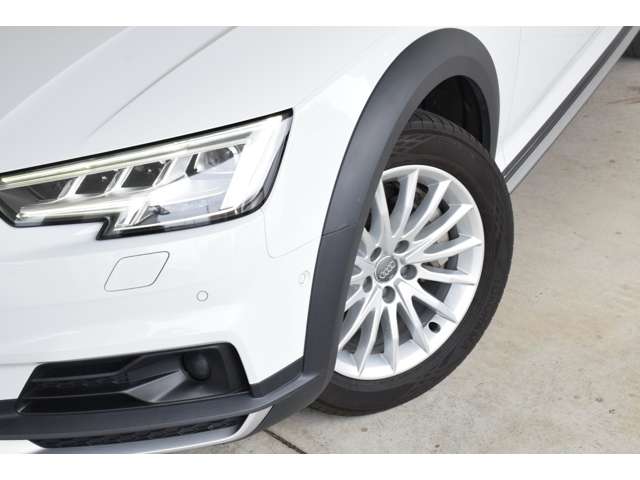 Audi A4 Allroad Quattro 5
