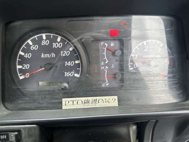 Isuzu Elf 11