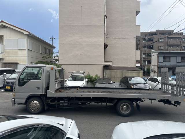 Isuzu Elf 4