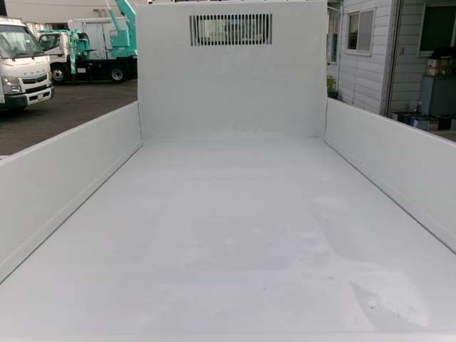 Mitsubishi Fuso Canter 6