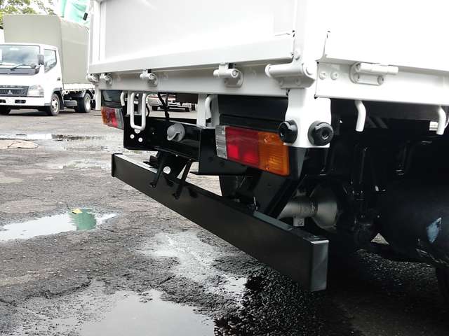Mitsubishi Fuso Canter 11