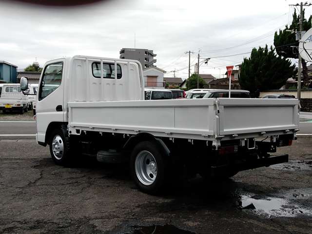 Mitsubishi Fuso Canter 4