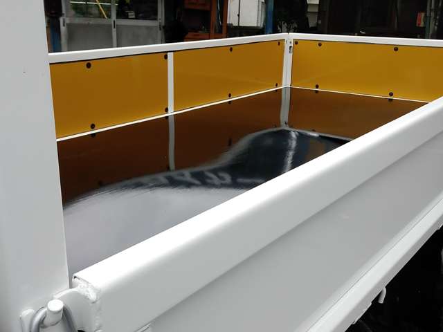Mitsubishi Fuso Canter 7