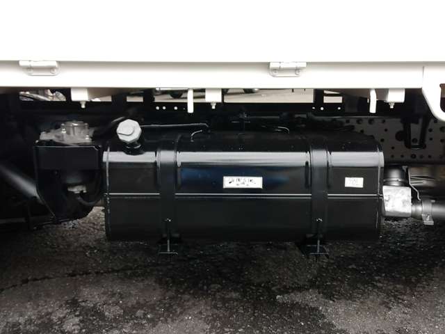 Mitsubishi Fuso Canter 10