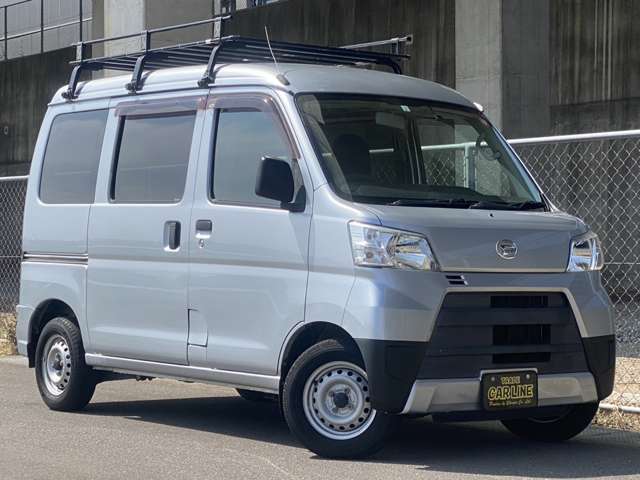 Daihatsu Hijet Cargo 12