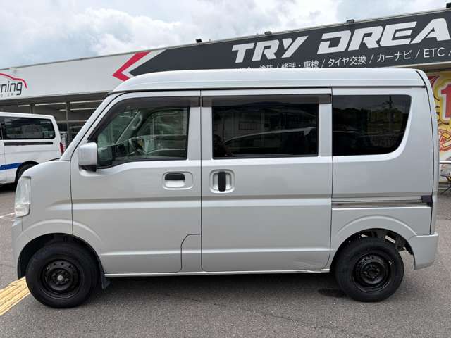 Nissan NV100 Clipper 12