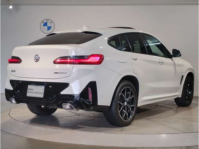 BMW X4 8