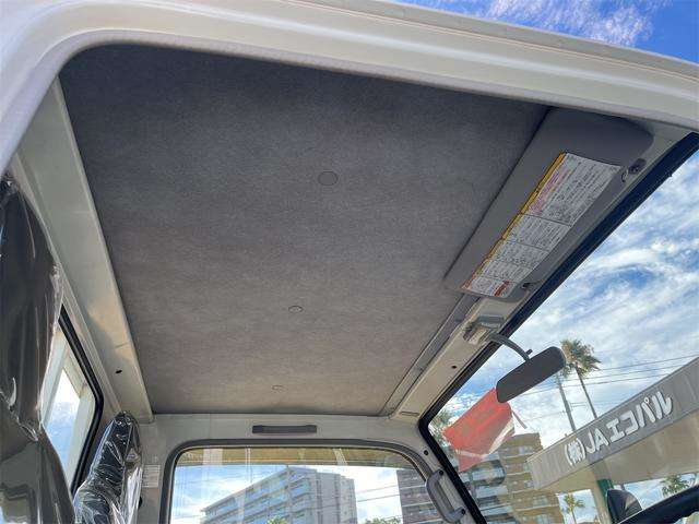 Isuzu Elf 12