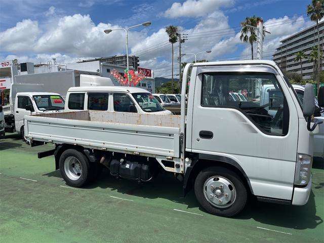 Isuzu Elf 8