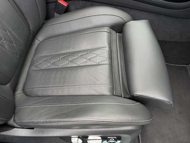 BMW X7 11