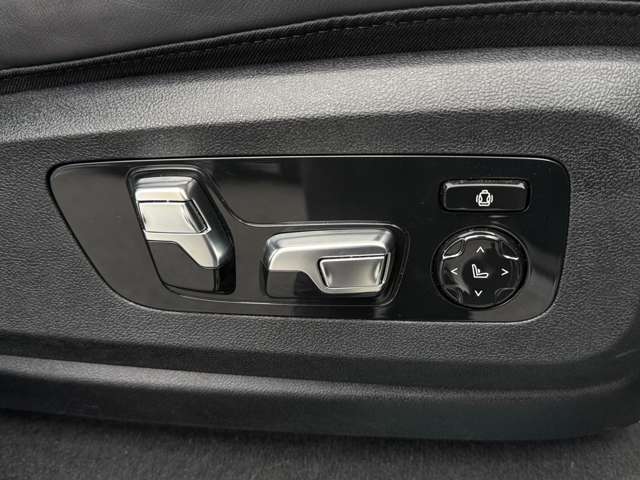 BMW X7 12
