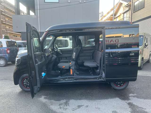 Honda N-VAN 9