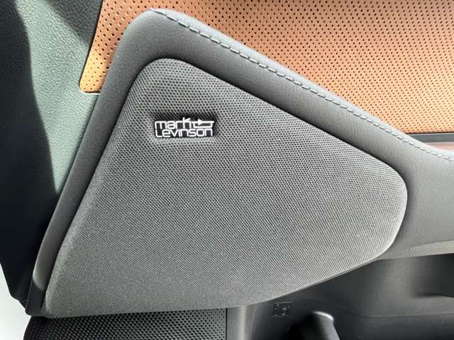 Lexus GX 8