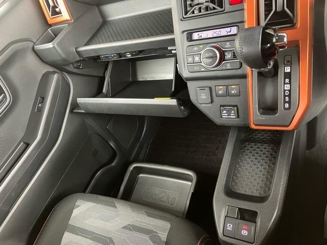 Daihatsu Taft 11