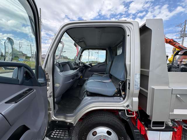 Mitsubishi Fuso Canter 12