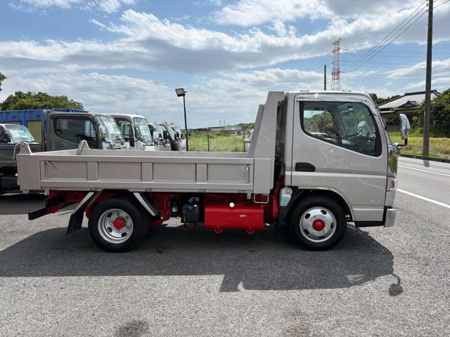 Mitsubishi Fuso Canter 7