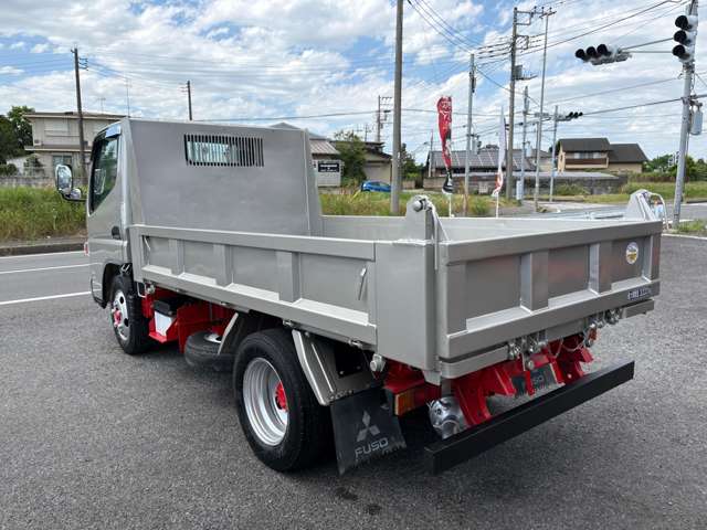 Mitsubishi Fuso Canter 8