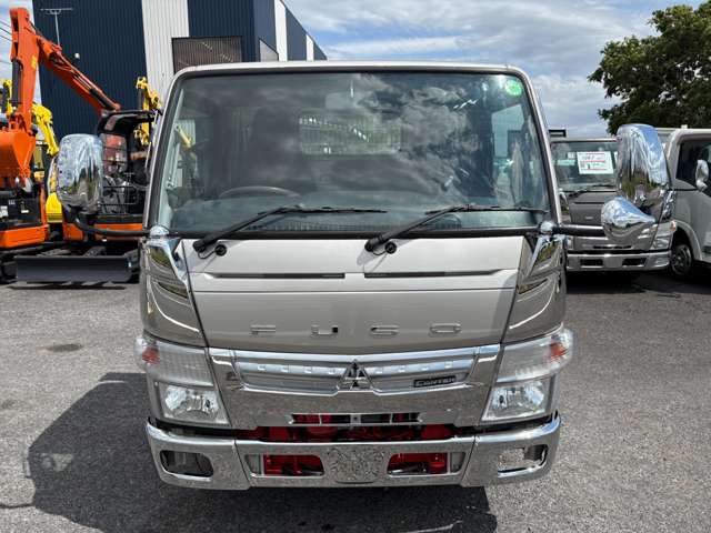 Mitsubishi Fuso Canter 10