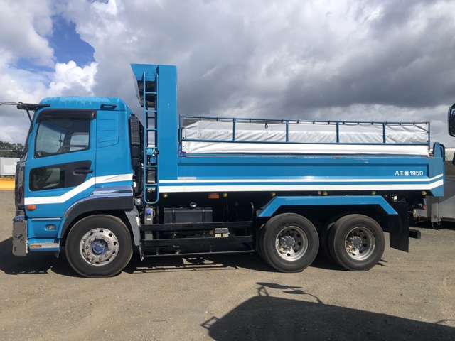 UD Trucks Quon 4