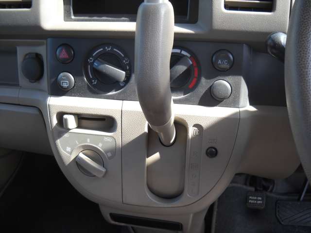 Suzuki Every 12