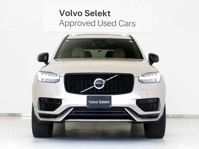 Volvo XC90 11
