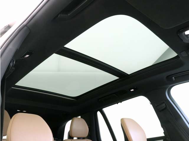Volvo XC90 5