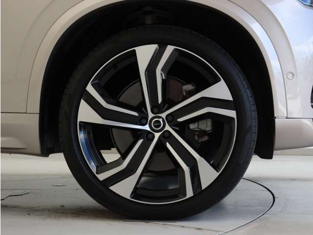 Volvo XC90 10