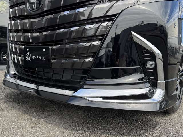 Toyota Alphard 4