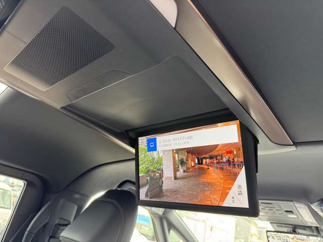 Toyota Alphard 6