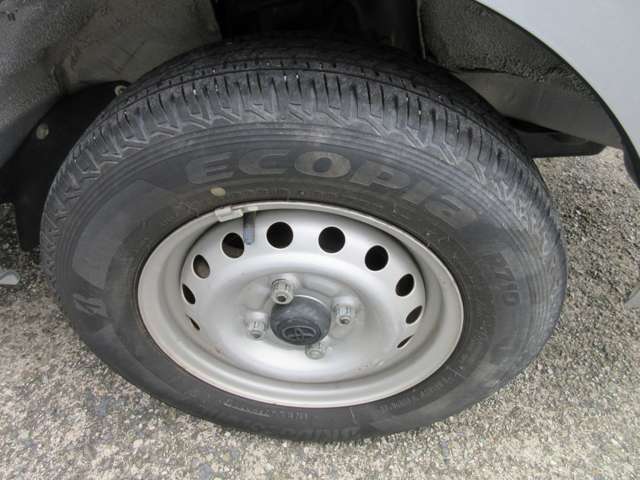 Toyota Pixis Truck 9