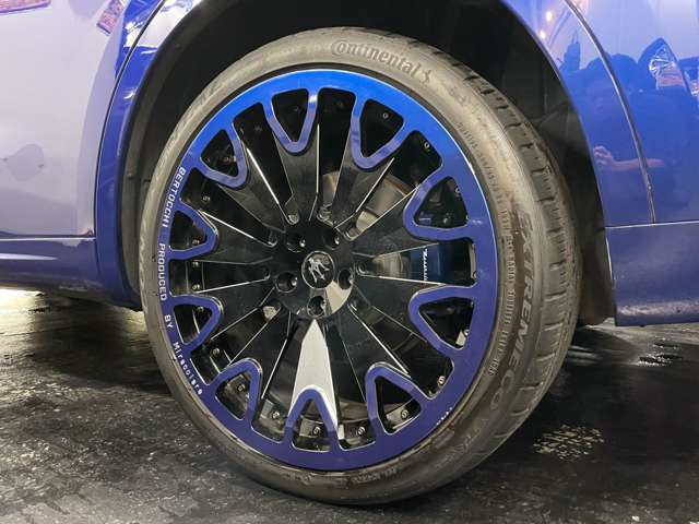 Maserati Levante 4