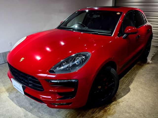 Porsche Macan 4