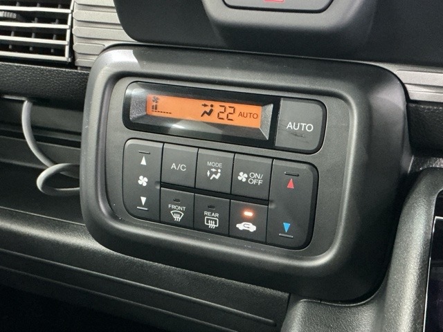 Honda N-VAN 9