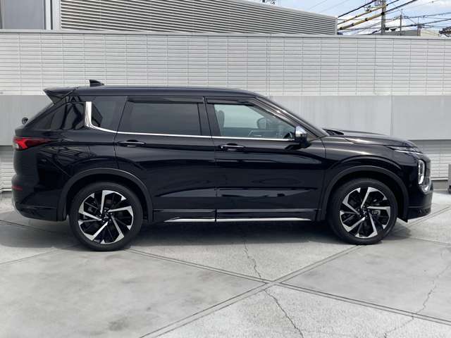 Mitsubishi Outlander 12