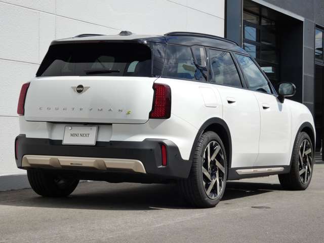 MINI Countryman 4