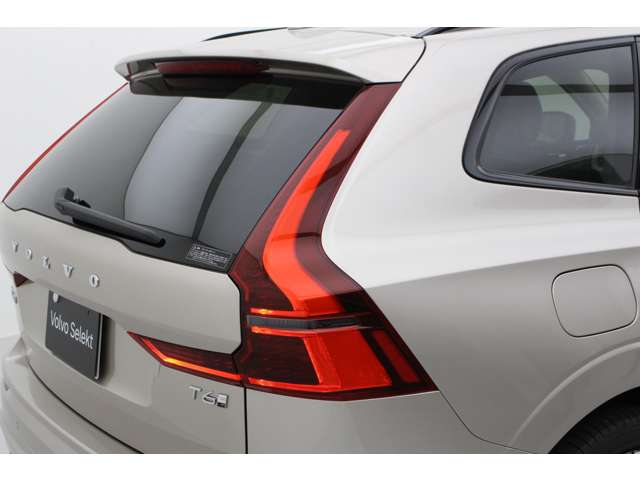 Volvo XC60 8
