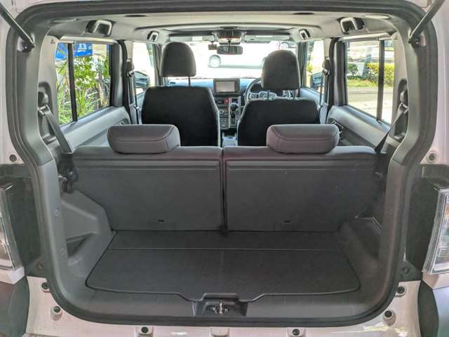 Daihatsu Taft 7