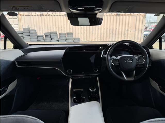 Lexus RZ 3