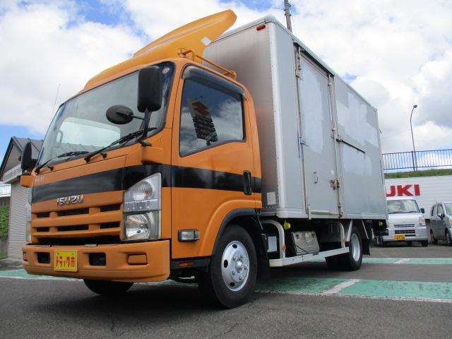 Isuzu Elf 10