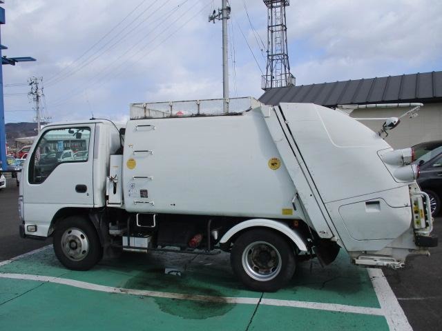 Isuzu Elf 11