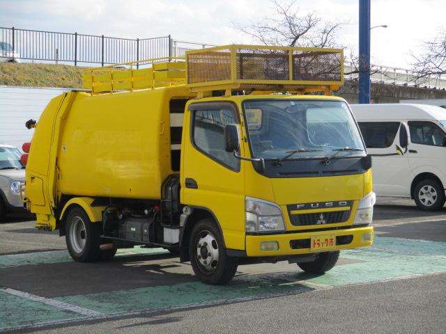 Mitsubishi Fuso Canter 4