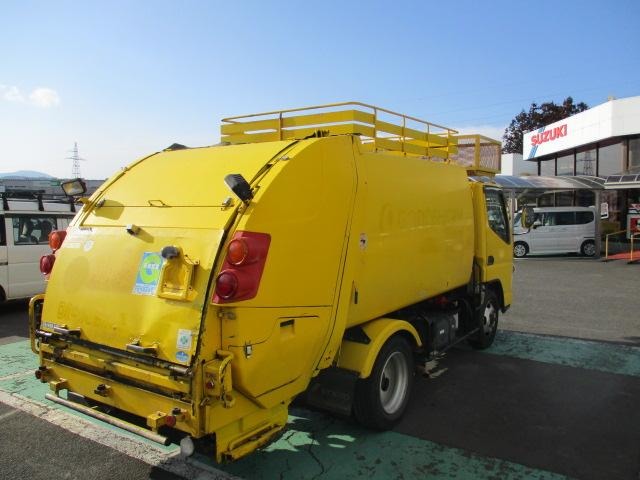 Mitsubishi Fuso Canter 5