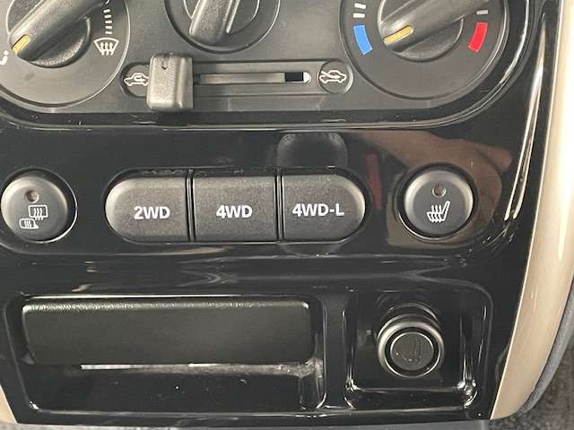 Suzuki Jimny 4