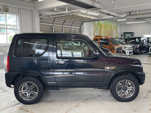 Suzuki Jimny 7