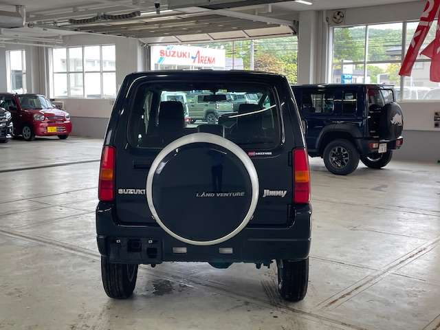 Suzuki Jimny 9